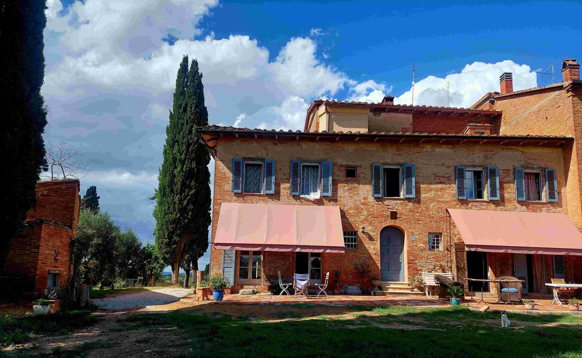 Casa Ezio Marchi - Due Appartamenti E Una Family Suite Bettolle Buitenkant foto