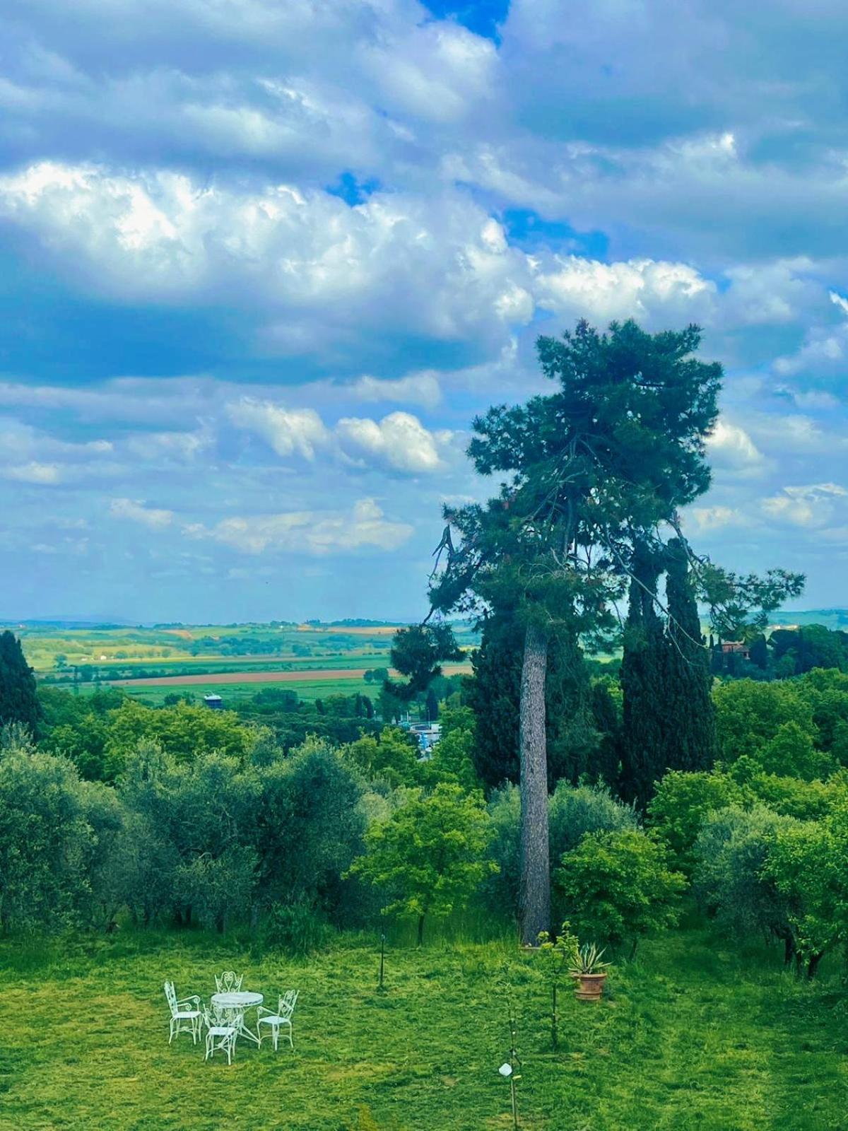 Casa Ezio Marchi - Due Appartamenti E Una Family Suite Bettolle Buitenkant foto