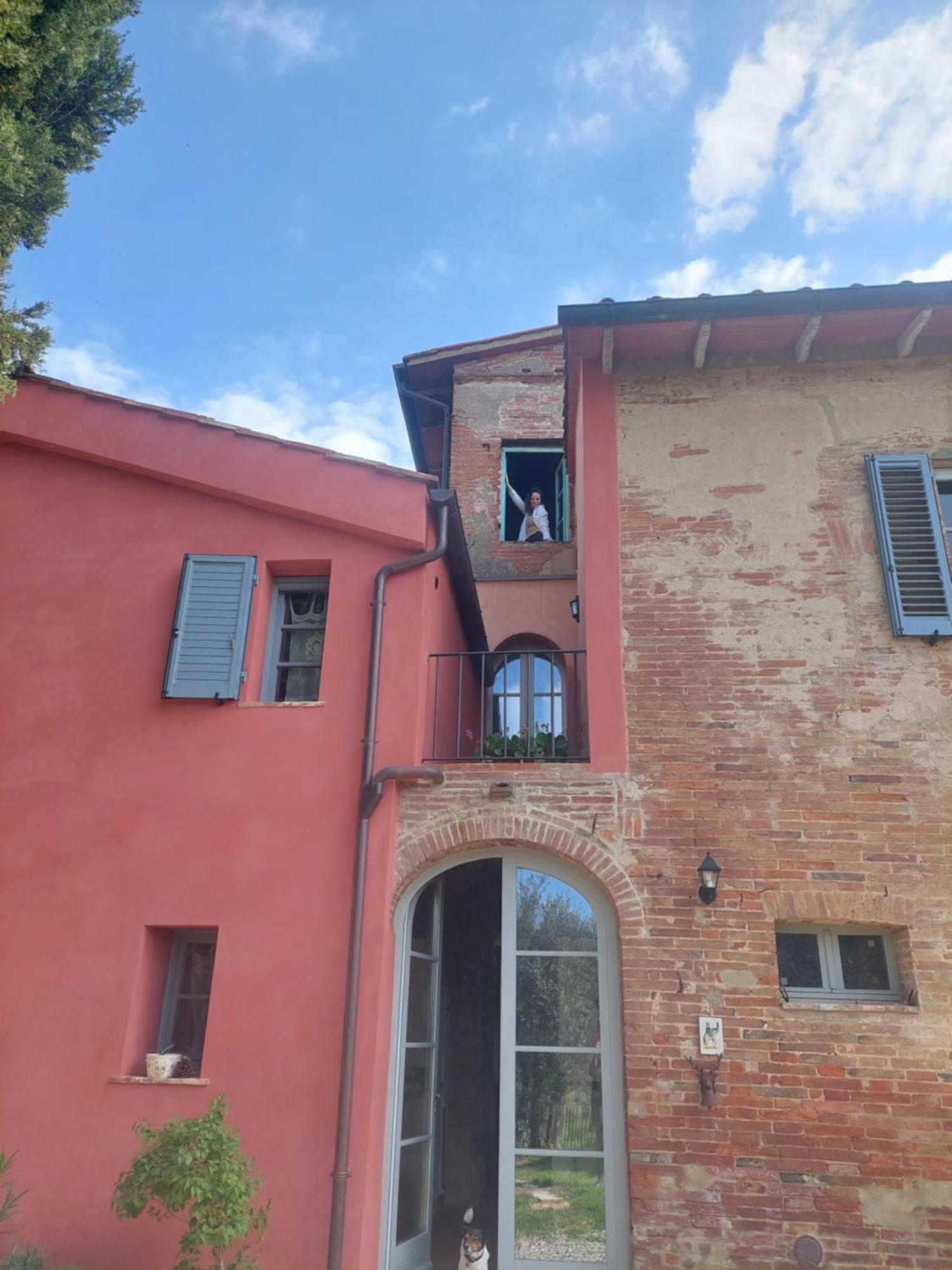 Casa Ezio Marchi - Due Appartamenti E Una Family Suite Bettolle Buitenkant foto